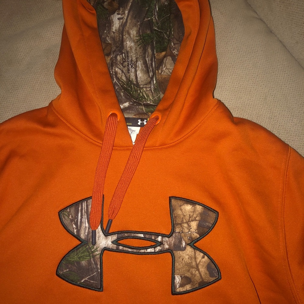 Men’s Size Medium Camo &Orange Under Armour Hoodie